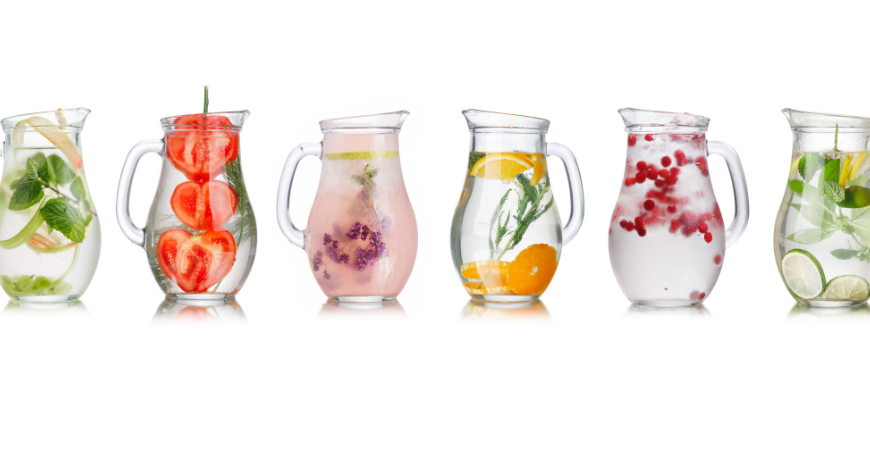 Aguas aromatizadas drenantes y detox hechas en casa