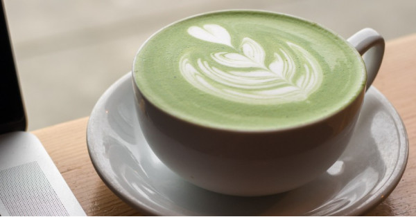 Matcha Latte: Cos'è e Come si Prepara