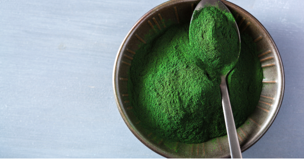 Spirulina: Cos'è, Proprietà e Utilizzi