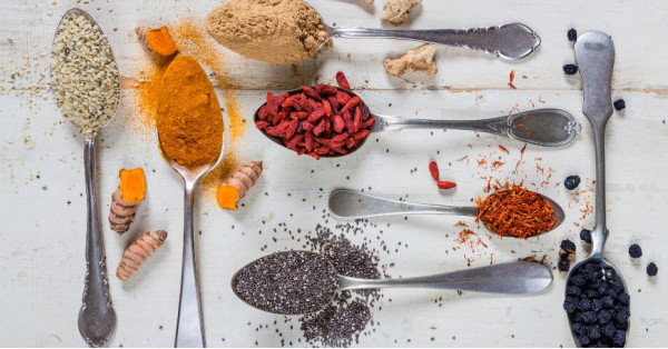 Tisane Afrodisiache: Erbe, Ricette Fai da Te e Rituali per Lui e per Lei
