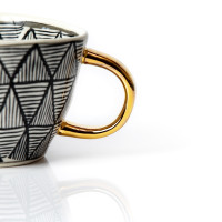 Goldene Tasse